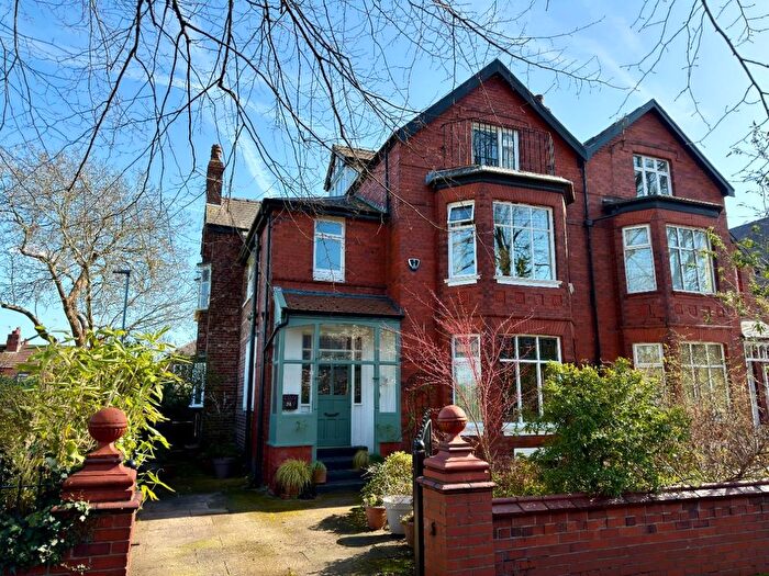 5 Bedroom Semi Detached House For Sale In Chandos Road, Chorlton, M21