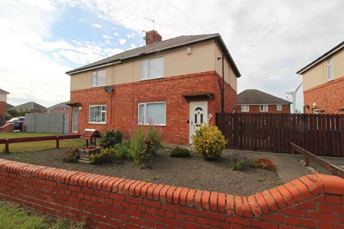 3 Bedroom Semi-Detached House To Rent In Hodgsons Road, Blyth, NE24