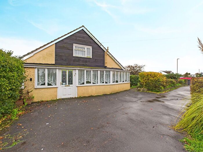 4 Bedroom Semi Detached House For Sale In Goodrington Road, Paignton, TQ4