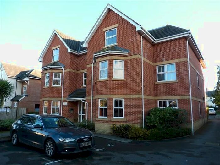 1 Bedroom Flat To Rent In Lowther Road, Bournemouth, BH8