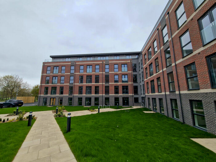 2 Bedroom Apartment To Rent In Willow Road, Leeds, West Yorkshire, LS4