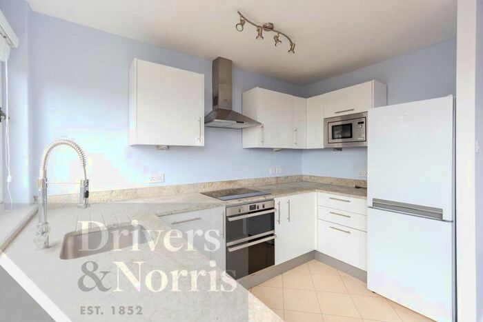 2 Bedroom Apartment To Rent In Video Court, Crouch End, London, N4