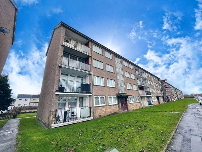 2 Bedroom Flat To Rent In Rannoch Drive, Renfrew, PA4