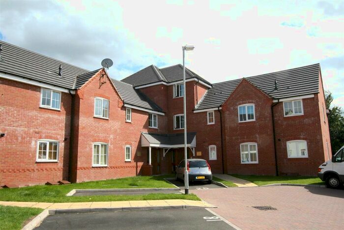2 Bedroom Flat To Rent In Church Place, Blakenall Heath, Walsall, WS3