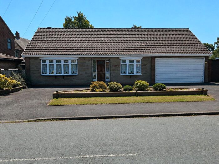 2 Bedroom Bungalow For Sale In Long Lane, Great Wyrley, Walsall, WS6