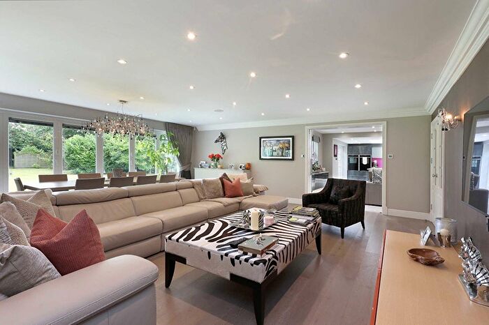 6 Bedroom Detached House For Sale In Ledborough Wood, Beaconsfield, Buckinghamshire, HP9