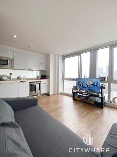 Studio To Rent In Flat, Ontario Tower, Fairmont Avenue, London, E14