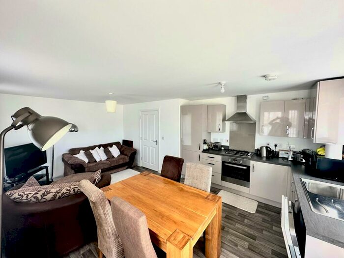 1 Bedroom Flat To Rent In Ffordd Pentre, Barry, CF62