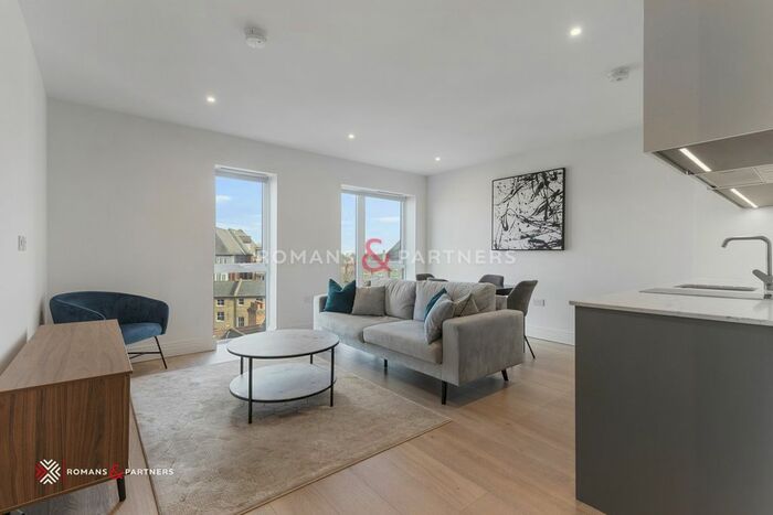 1 Bedroom Flat To Rent In Hawkins House, Filmworks ., W5