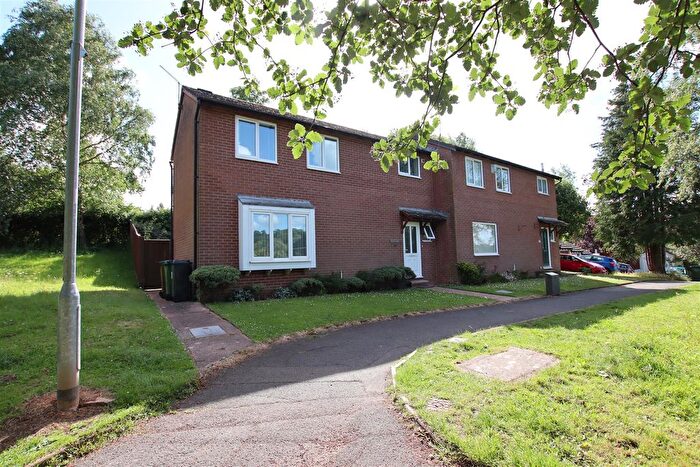 3 Bedroom Semi Detached House For Sale In Widecombe Way, Exeter, EX4