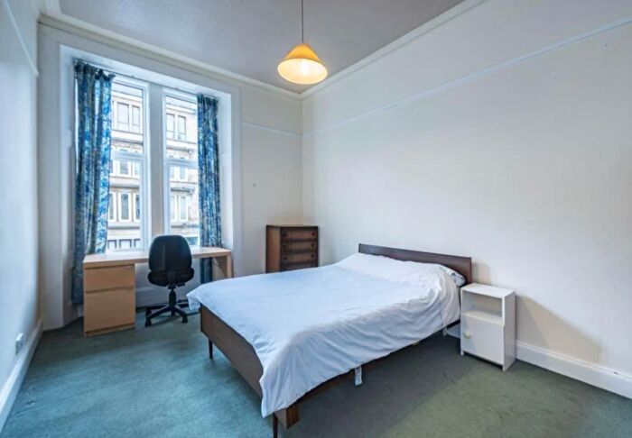 2 Bedroom Flat To Rent In Roslea Drive, Glasgow, G31