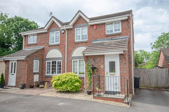 3 Bedroom Semi Detached House For Sale In Bromfield Walk, Emersons Green, Bristol, BS16