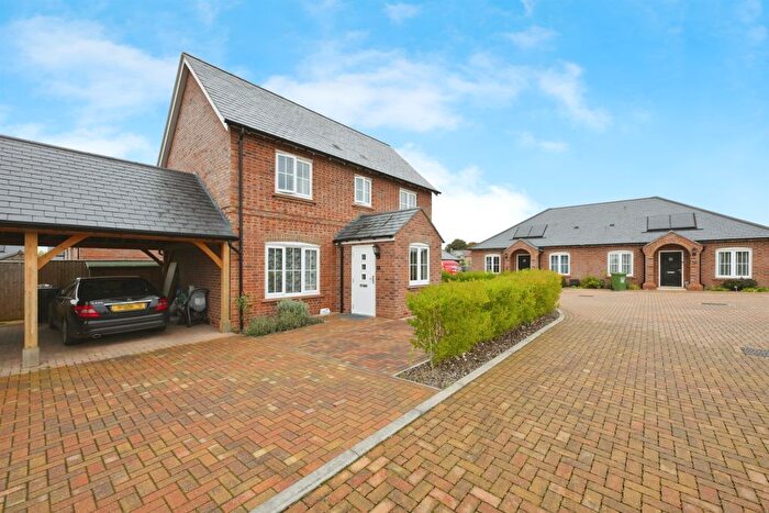 3 Bedroom Link Detached House For Sale In Spur Road, Linton, Cambridge, CB21