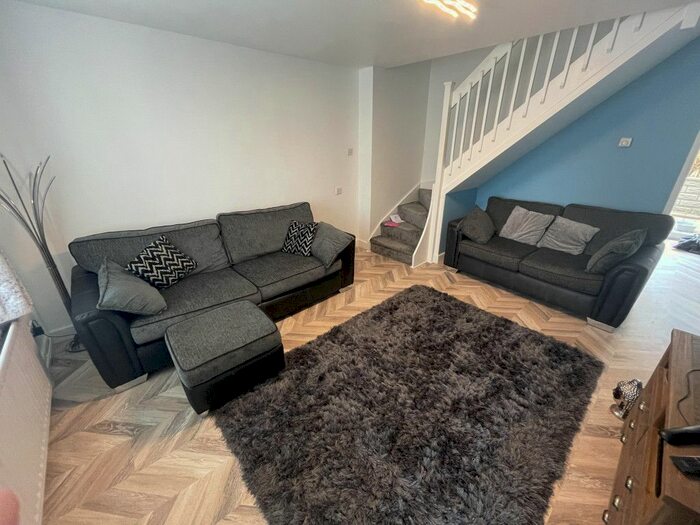 2 Bedroom Semi-Detached House To Rent In Ffordd Dewi, Llangyfelach, Swansea, SA6