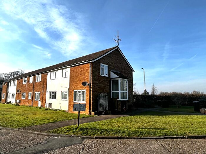 2 Bedroom Maisonette To Rent In Hatfield Road, St. Albans, AL4