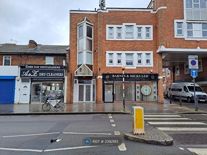 2 Bedroom Flat To Rent In Ravens House, London, W12