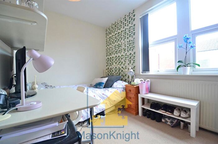 6 Bedroom Terraced House To Rent In Katie Road Selly Oak, B29