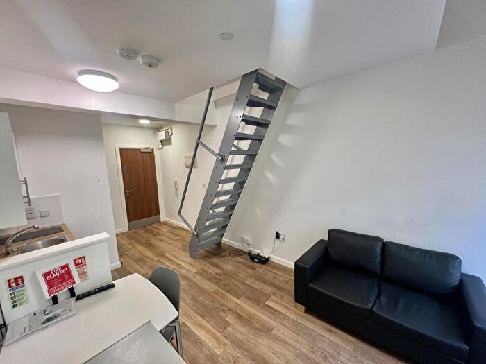 2 Bedroom Flat To Rent In Regent Street, Sheffield, S1