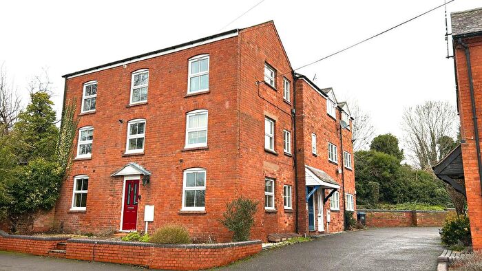 1 Bedroom Flat To Rent In Alexander Court, Broad Street, Warwick, CV34