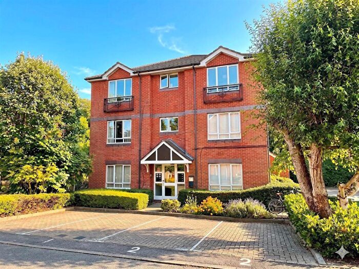 2 Bedroom Apartment For Sale In Angelica Way, Whiteley, PO15