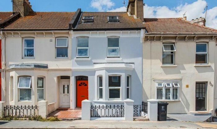 6 Bedroom Terraced House To Rent In Queens Park Mews, Queens Park Rise, Brighton, BN2