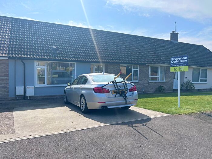 2 Bedroom Bungalow To Rent In Lees Way, Girton, Cambridge, CB3