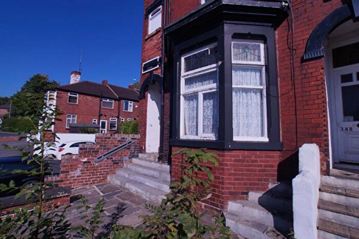 1 Bedroom Flat To Rent In Flat, Burley Road, Burley, Leeds, ., LS4