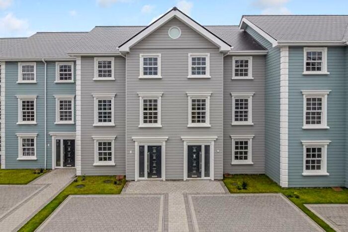 4 Bedroom House To Rent In Parkside, Folkestone, CT19