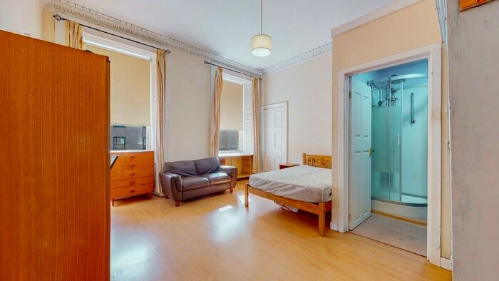 4 Bedroom Flat To Rent In Buccleuch Street, Garnethill, Glasgow, G3