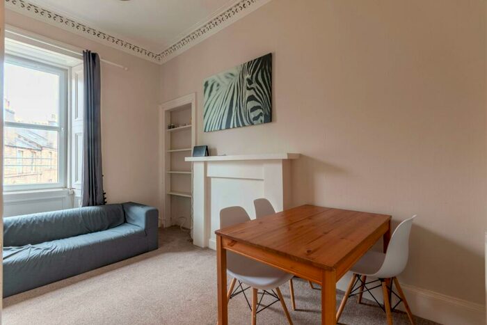 2 Bedroom Flat To Rent In Drumdryan Street Edinburgh United Kingdom, EH3