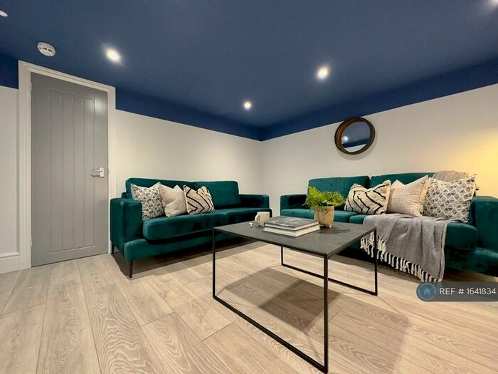 7 Bedroom Terraced House To Rent In Monks Road, Lincoln, LN2