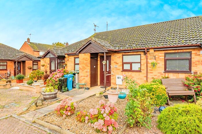 2 Bedroom Terraced Bungalow For Sale In Stadtpeine Close, Corby, NN17