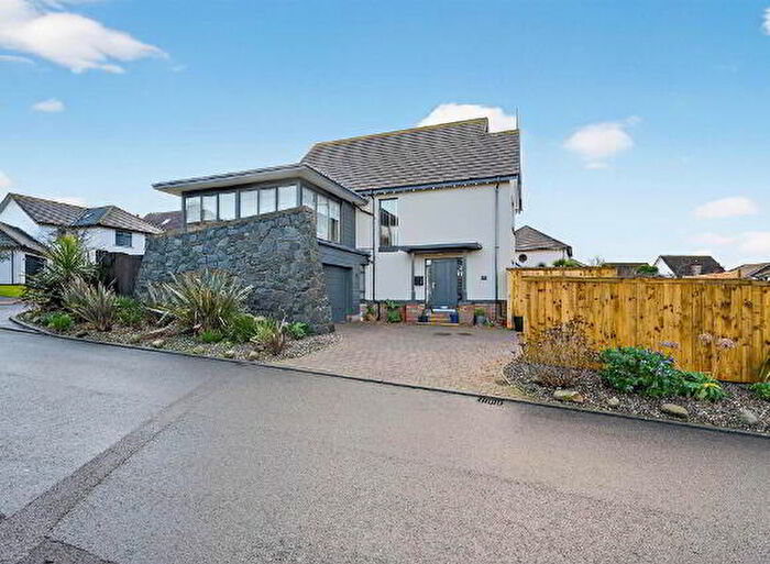 4 Bedroom Detached House For Sale In Cove Hill, Bangor, BT19
