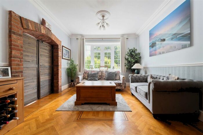 5 Bedroom Detached House For Sale In East Gomeldon Road, Gomeldon, SP4