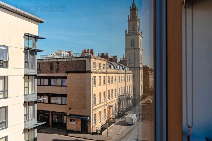 3 Bedroom Flat To Rent In Portland Heights, Dean Street, Bristol, BS2
