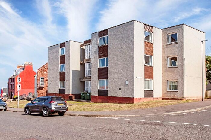 2 Bedroom Flat For Sale In E, Castle Street, Dunbar, EH42
