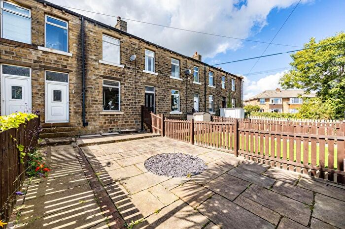 3 Bedroom Terraced House For Sale In Leymoor Road, Golcar, HD7