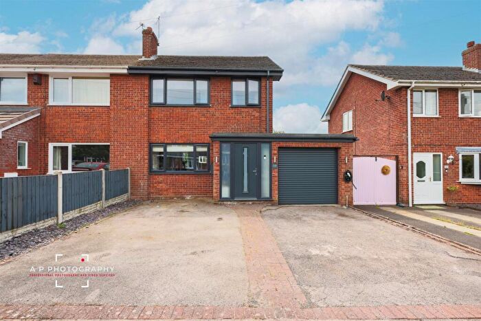 3 Bedroom Semi-Detached House For Sale In Parklands Road, Tean, ST10