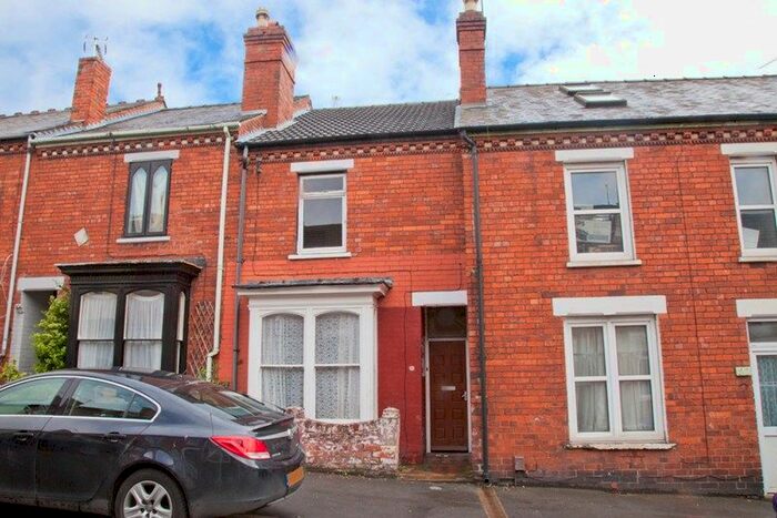 3 Bedroom Terraced House To Rent In Oakfield Street, Lincoln LN2