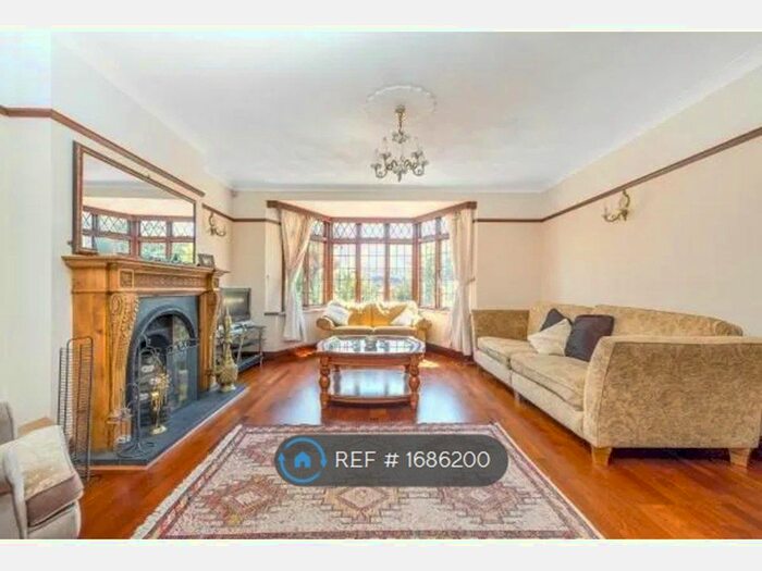 4 Bedroom Detached House To Rent In Eltham Palace Road, London, SE9