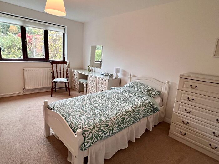 3 Bedroom Detached Bungalow For Sale In Brodulais, Llanwrda, Carmarthenshire., SA19