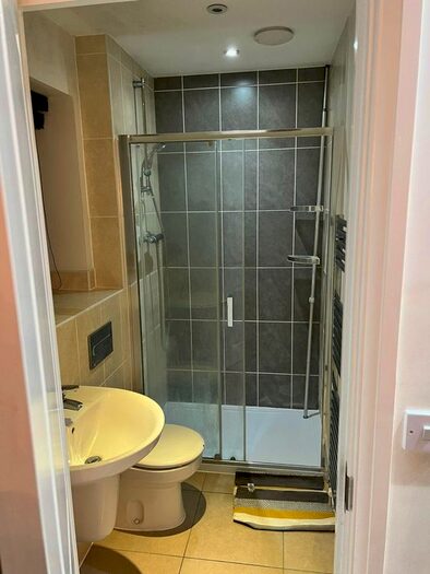 3 Bedroom Semi-Detached House To Rent In Oswald Close, Hornchurch, RM12