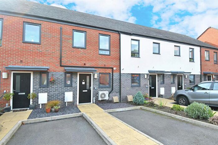 2 Bedroom Terraced House For Sale In Old Milverton Road, Leamington Spa, CV32