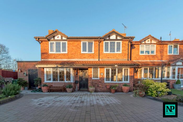 4 Bedroom Detached House To Rent In Cleeve, Glascote, Tamworth, B77