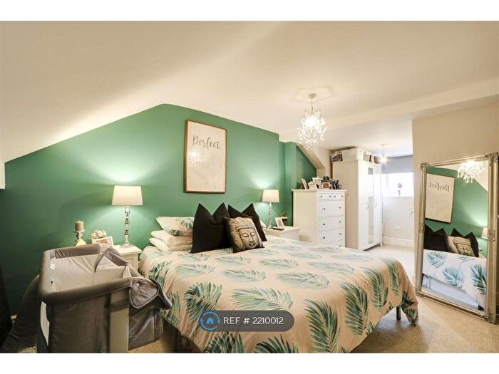 2 Bedroom Terraced House To Rent In Beardall Street, Hucknall, Nottingham, NG15