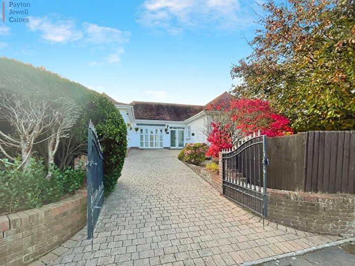 4 Bedroom Detached Bungalow For Sale In Bryntirion Hill, Bridgend, Bridgend County., CF31