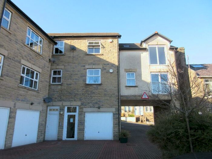 2 Bedroom Flat To Rent In Bank Court, Bank Road, Lancaster, LA1