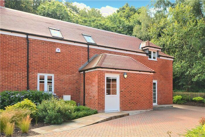 3 Bedroom Semi-Detached House To Rent In Croft Close, Sevenoaks, Kent, TN13