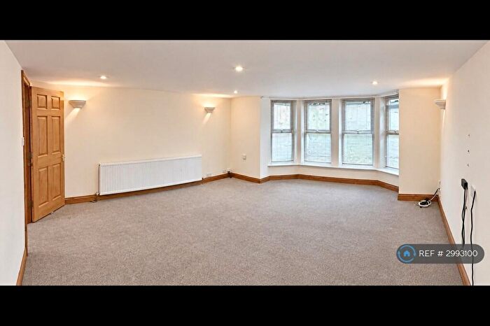 2 Bedroom Flat To Rent In Ripon Road, Harrogate, HG1