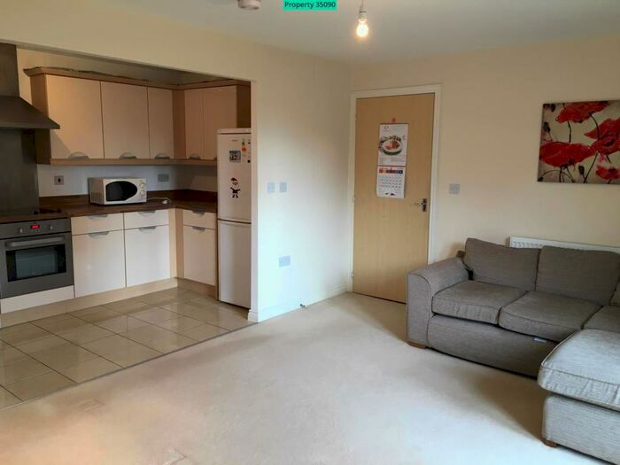2 Bedroom Apartment To Rent In Highmarsh Crescent, Manchester, M20